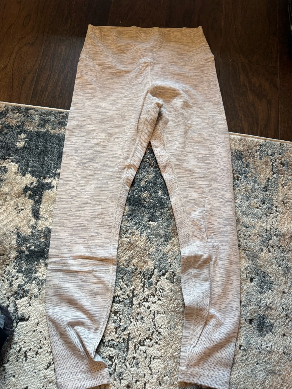 Lululemon Women’s Neutral Gray Stretch Leggings